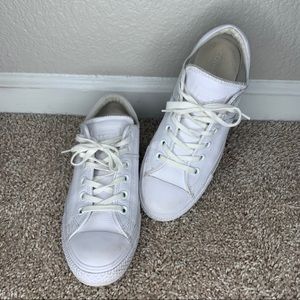 Converse White Leather Chuck Taylor Low - 8.5